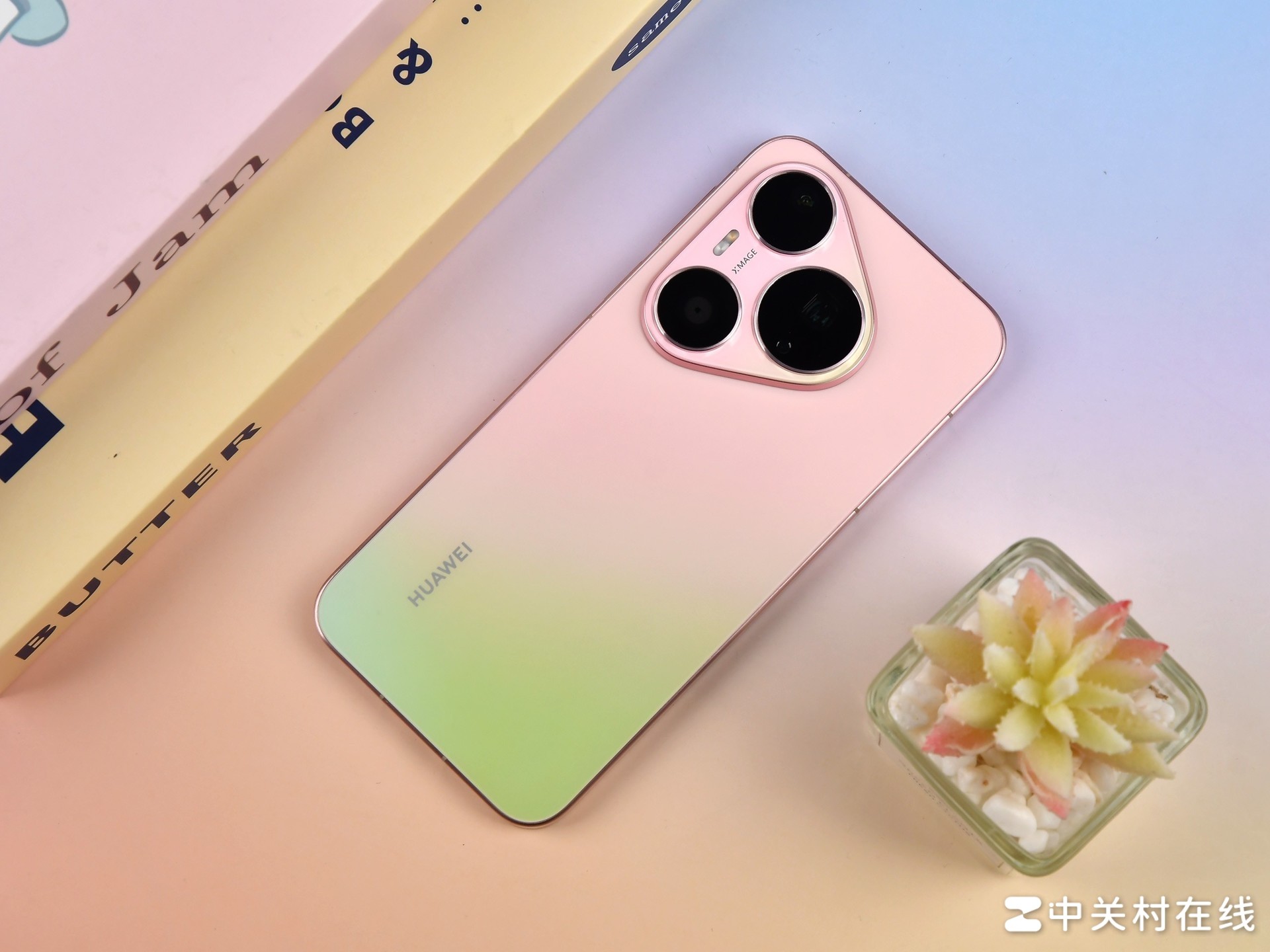 华为Pura 90 Pro上手评测：更具时尚感的影像旗舰