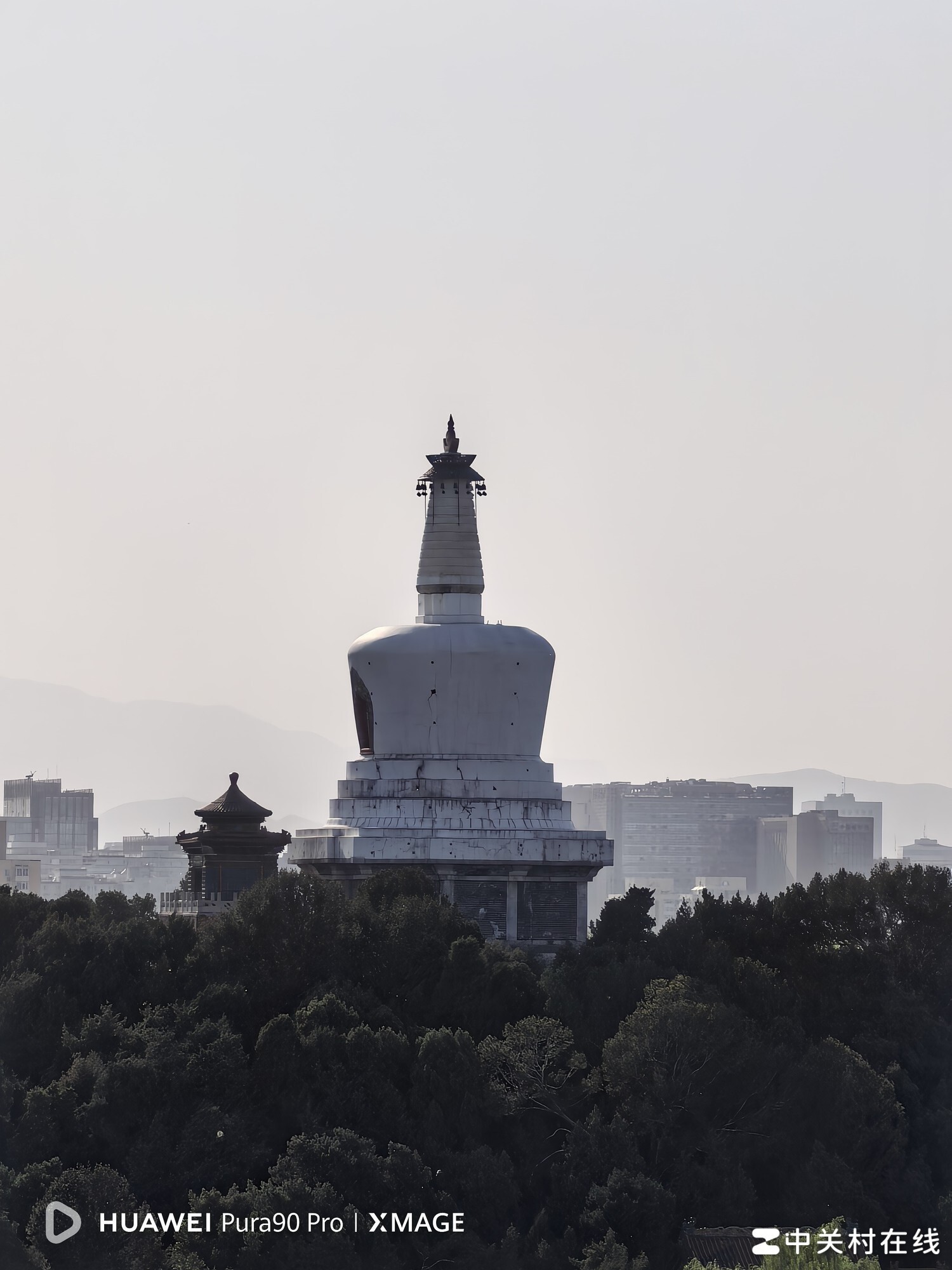 华为Pura 90 Pro上手评测：更具时尚感的影像旗舰