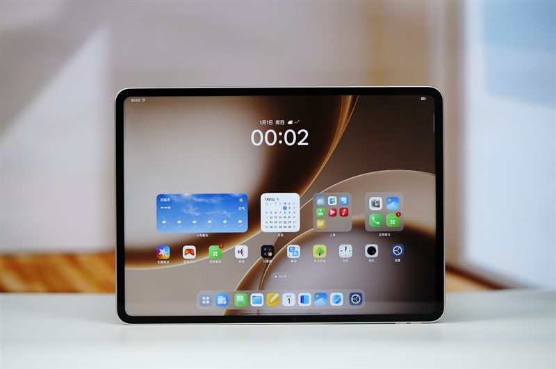 A4 黄金屏+满血性能！OPPO Pad 5 Pro全面评测：告别爱奇艺 这款平板才是真生产力