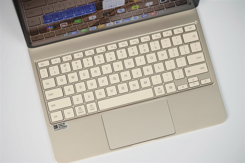 A4 黄金屏+满血性能！OPPO Pad 5 Pro全面评测：告别爱奇艺 这款平板才是真生产力