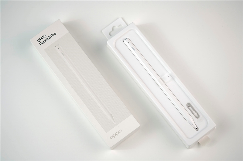 A4 黄金屏+满血性能！OPPO Pad 5 Pro全面评测：告别爱奇艺 这款平板才是真生产力
