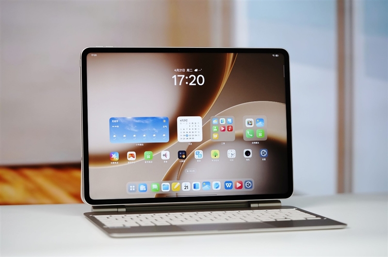 A4 黄金屏+满血性能！OPPO Pad 5 Pro全面评测：告别爱奇艺 这款平板才是真生产力