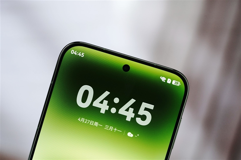 首发2亿RYYB长焦+XMAGE智拍！华为Pura 90 Pro Max手机全面评测：新手也能直出大片