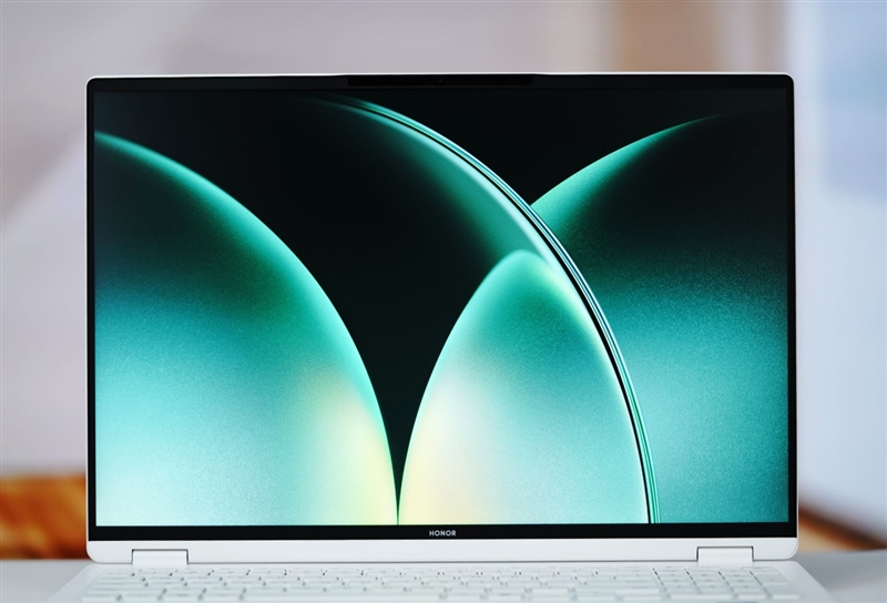 核显本竟敢卖到万元级别！荣耀MagicBook Pro16 2026全面评测：88W满血 + 92Wh续航，这可能是史上最强的核显本