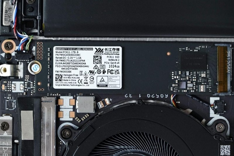 核显本竟敢卖到万元级别！荣耀MagicBook Pro16 2026全面评测：88W满血 + 92Wh续航，这可能是史上最强的核显本