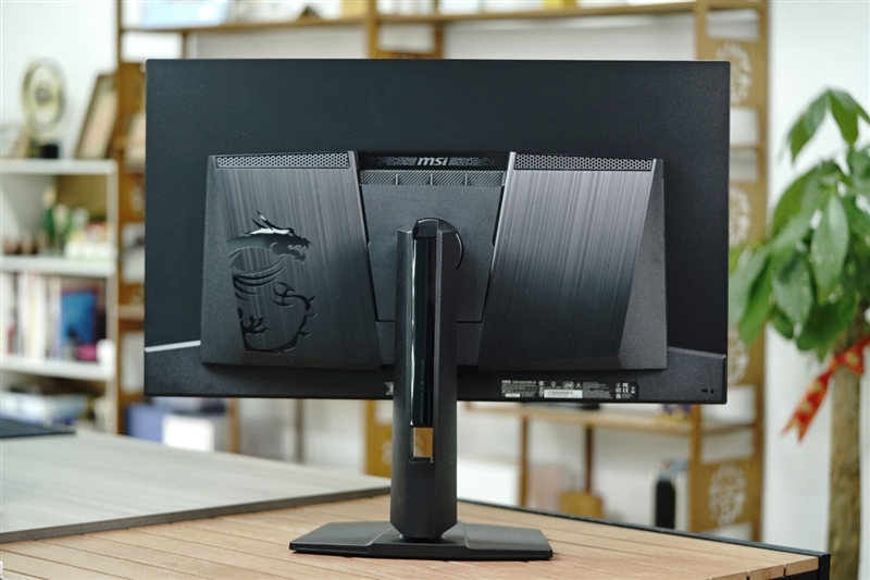 微星MPG 322UR QD-OLED X24显示器评测：1000nits峰值亮度 AI Care保护面板更长寿