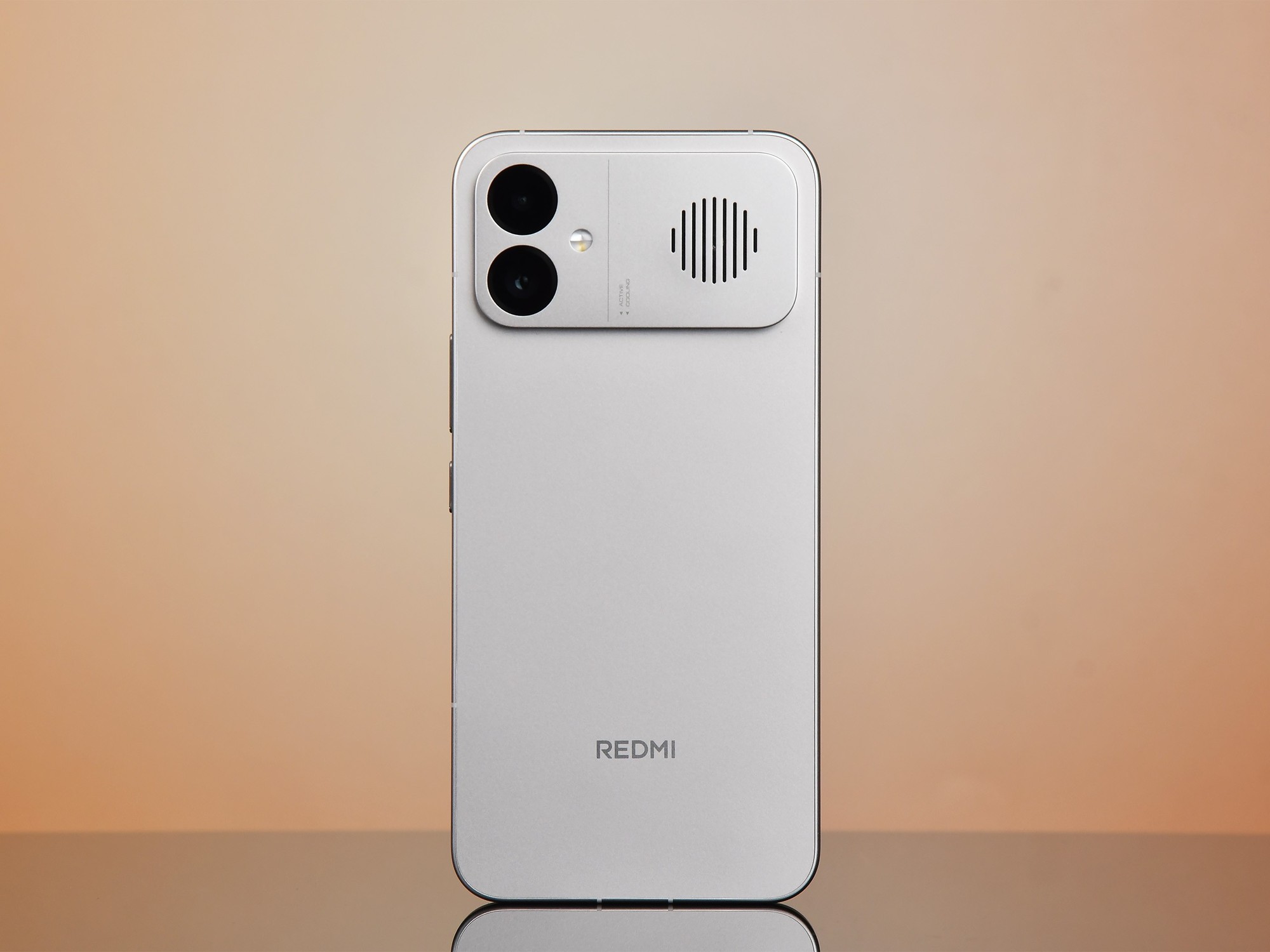 REDMI K90 Max全面评测：出道即巅“风”