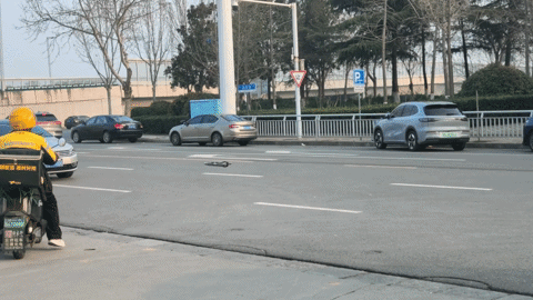原生8K硬核超车!DJI Avata 360全面体验评测:彻底终结全景拼接畸变
