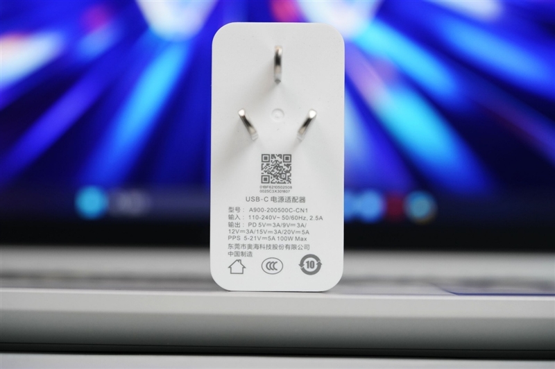 性能最强的锐龙AI 9 H 465轻薄本!华硕无畏Pro16锐龙版2026评测