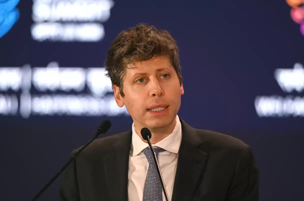 苹果诉讼影响几何？OpenAI仍认为今年可发布首款硬件、2027年上市