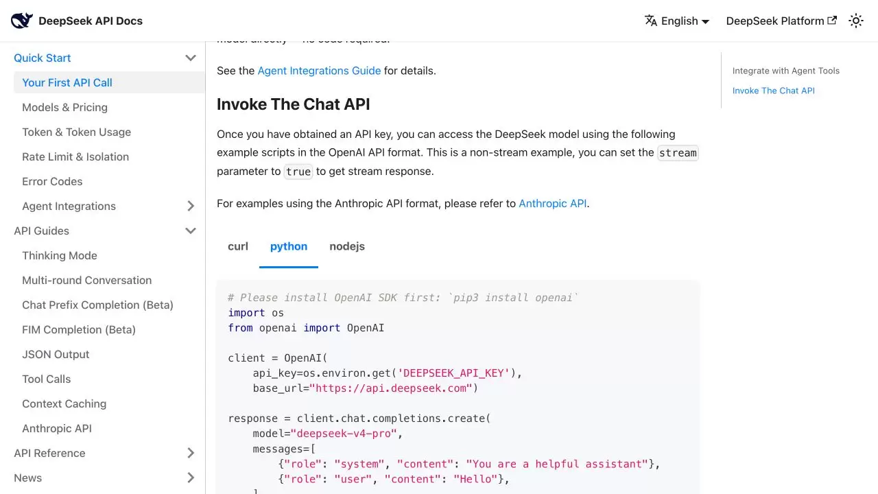 DeepSeek API 文档切到 python 标签，显示安装 OpenAI SDK、读取密钥并初始化 OpenAI 客户端