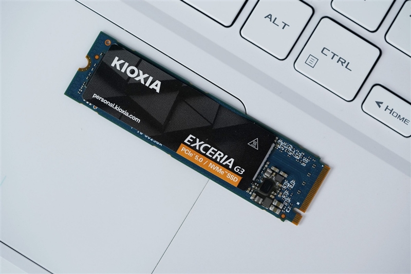 用PCIe 4.0的价格就能买到PCIe 5.0 SSD!铠侠EXCERIA G3 SSD评测:性能优秀温控一流 PCIe 5.0 SSD普及有望