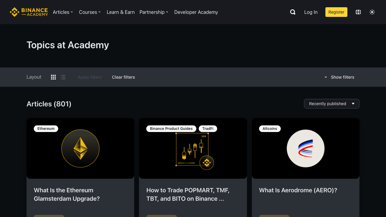 Binance Academy 文章列表页面显示主题分类和文章入口