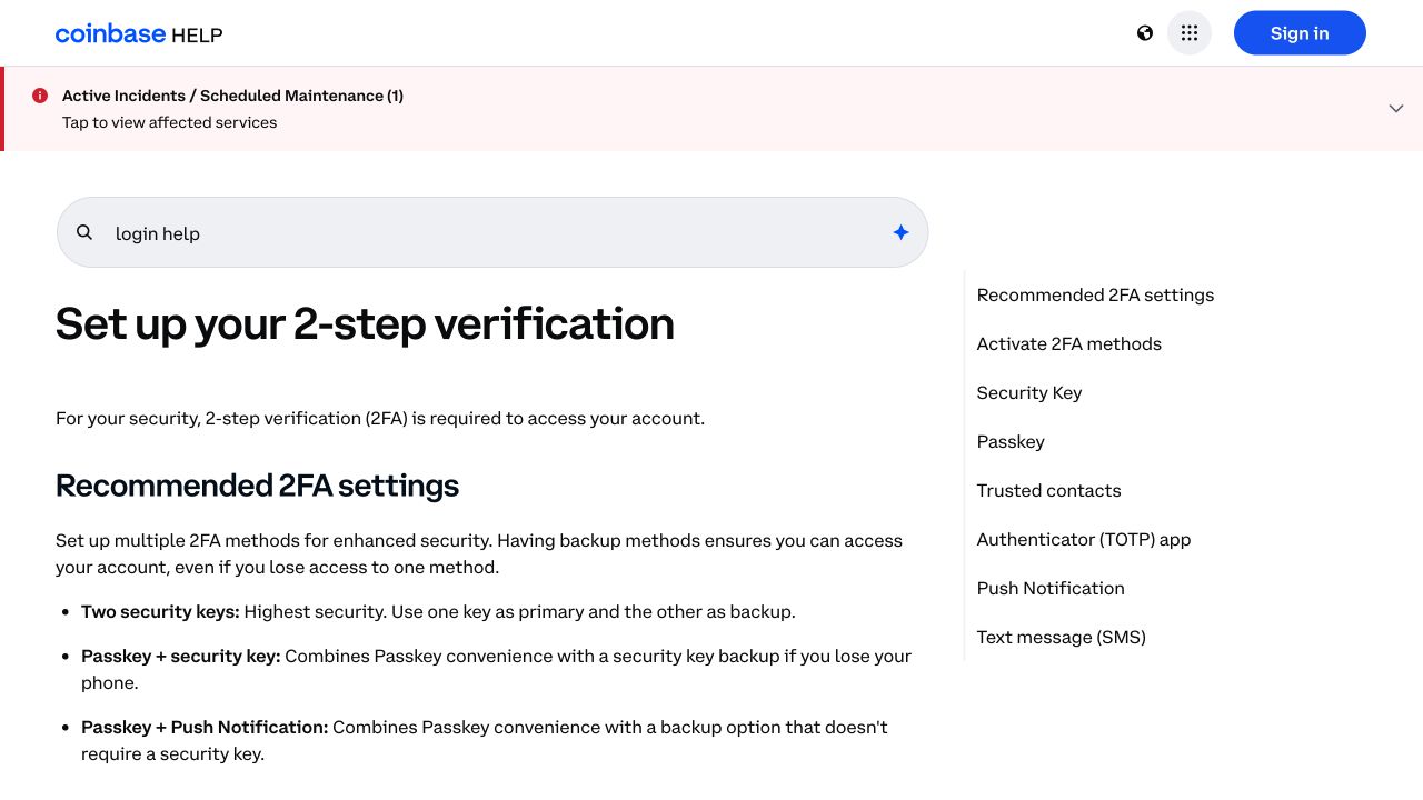 Coinbase Help 官方双重验证页面截图，用于示范比较安全密钥、Passkey、TOTP 和短信验证方式